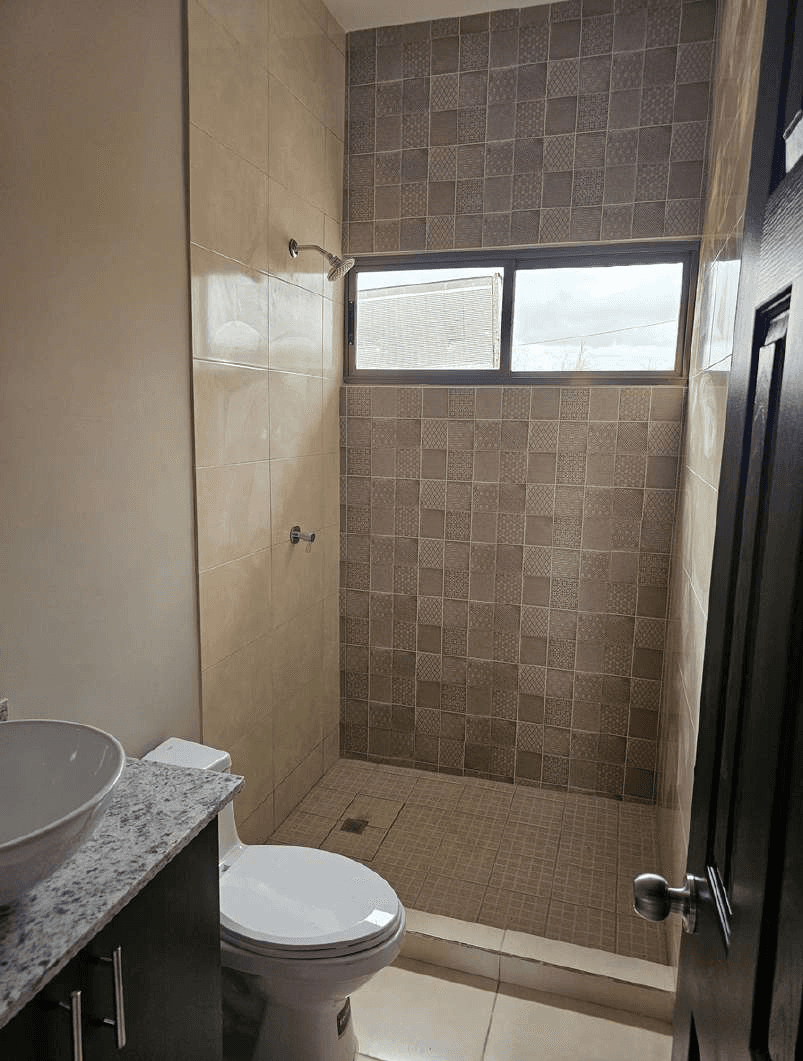 Baño de vivienda del proyecto Buenavista